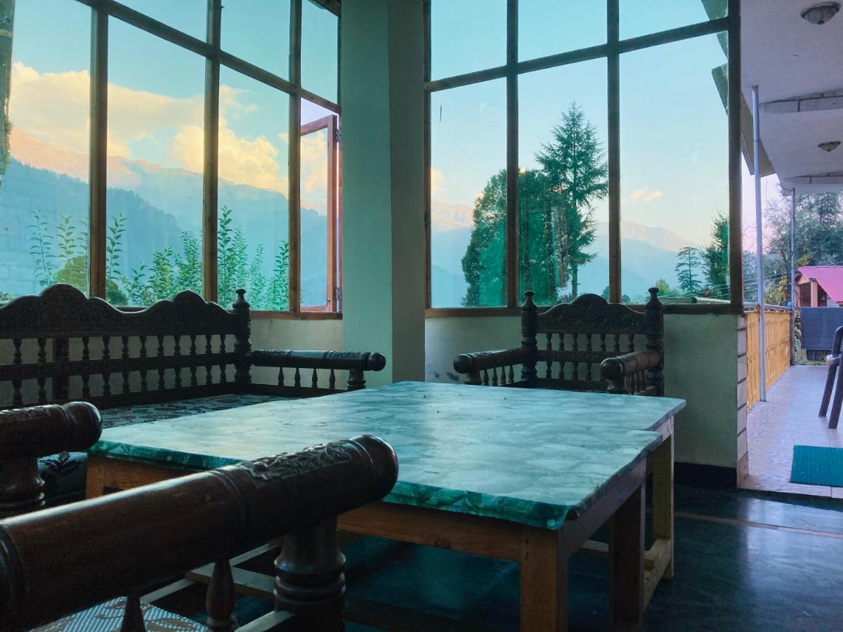 Woods Villa- A Luxury Mountains View Cottages Manāli Zewnętrze zdjęcie