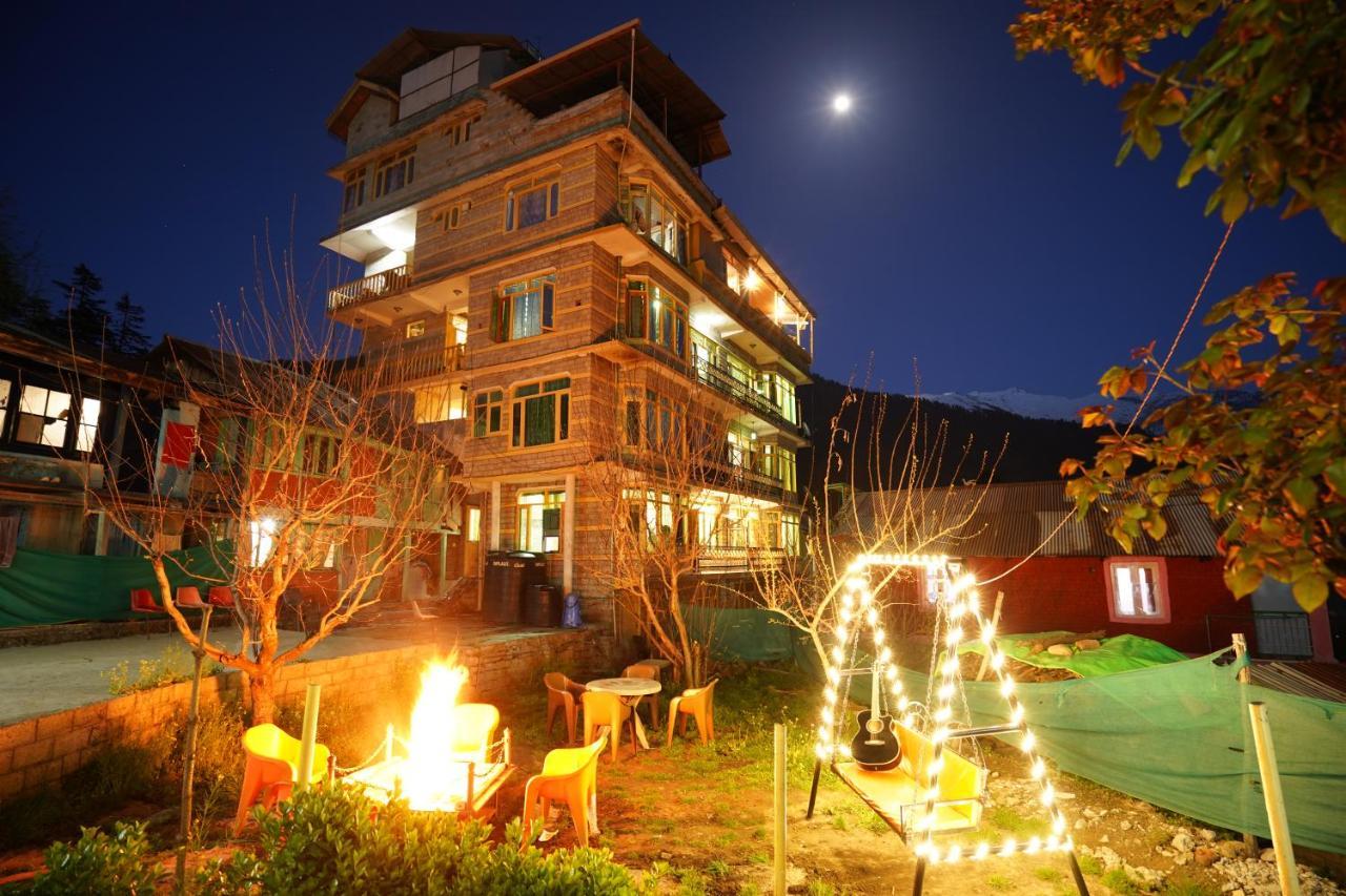 Woods Villa- A Luxury Mountains View Cottages Manāli Zewnętrze zdjęcie