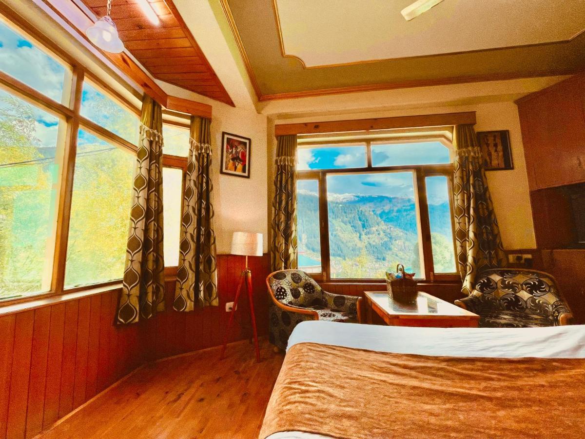 Woods Villa- A Luxury Mountains View Cottages Manāli Zewnętrze zdjęcie