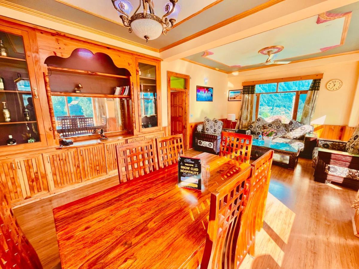Woods Villa- A Luxury Mountains View Cottages Manāli Zewnętrze zdjęcie
