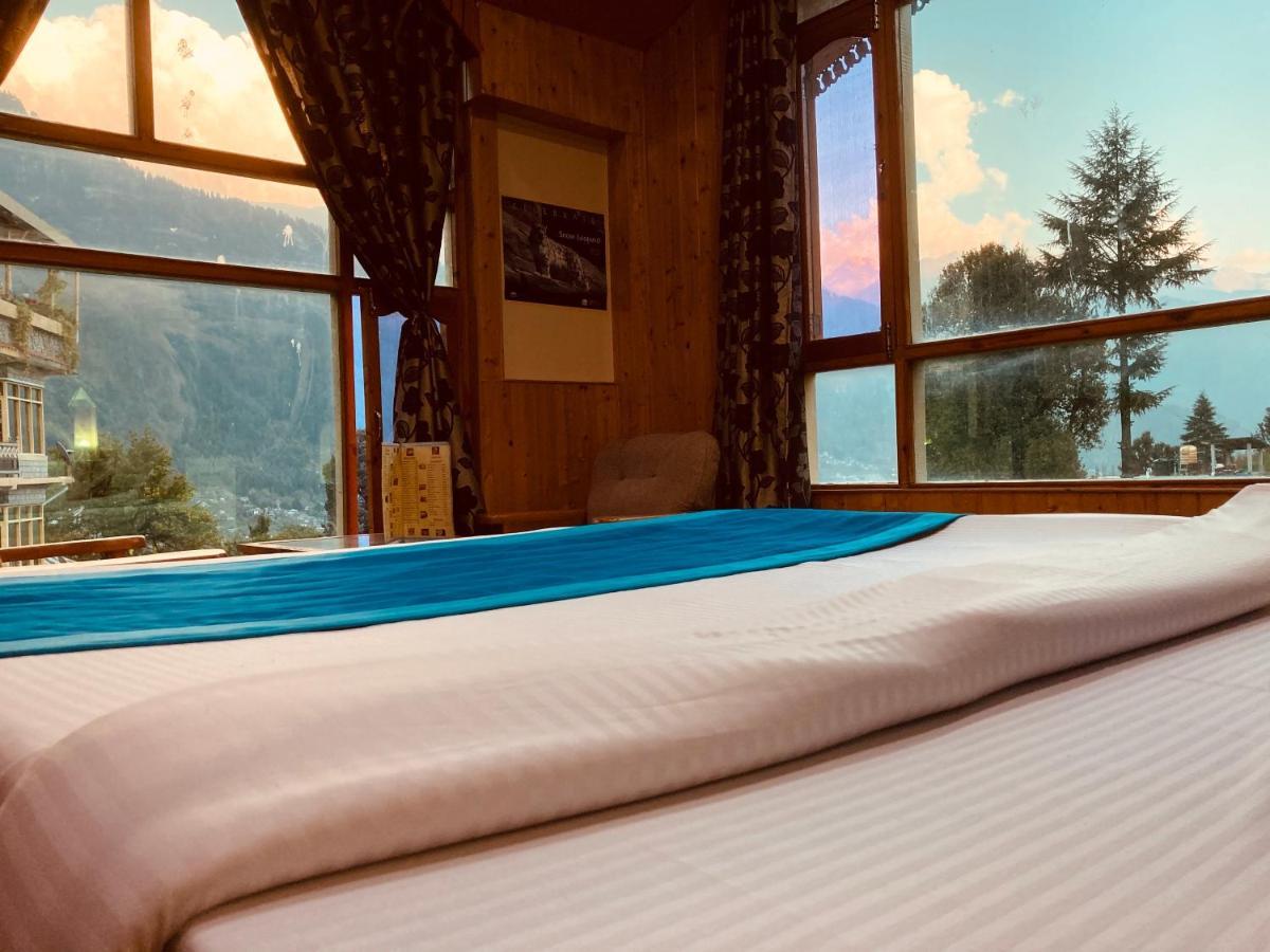 Woods Villa- A Luxury Mountains View Cottages Manāli Zewnętrze zdjęcie